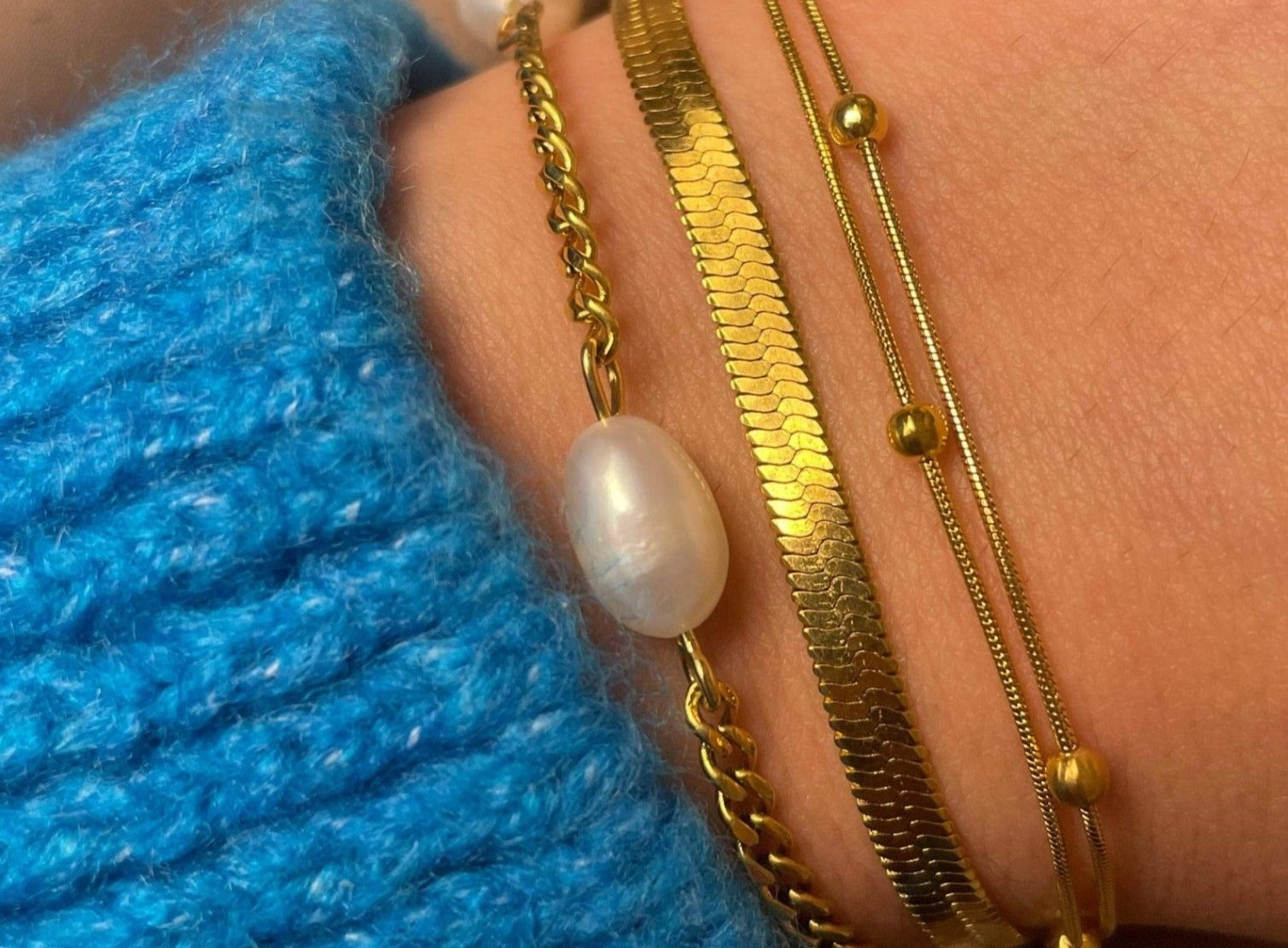 Sonya Eternity Gold Bracelet by Koréil Jewelry