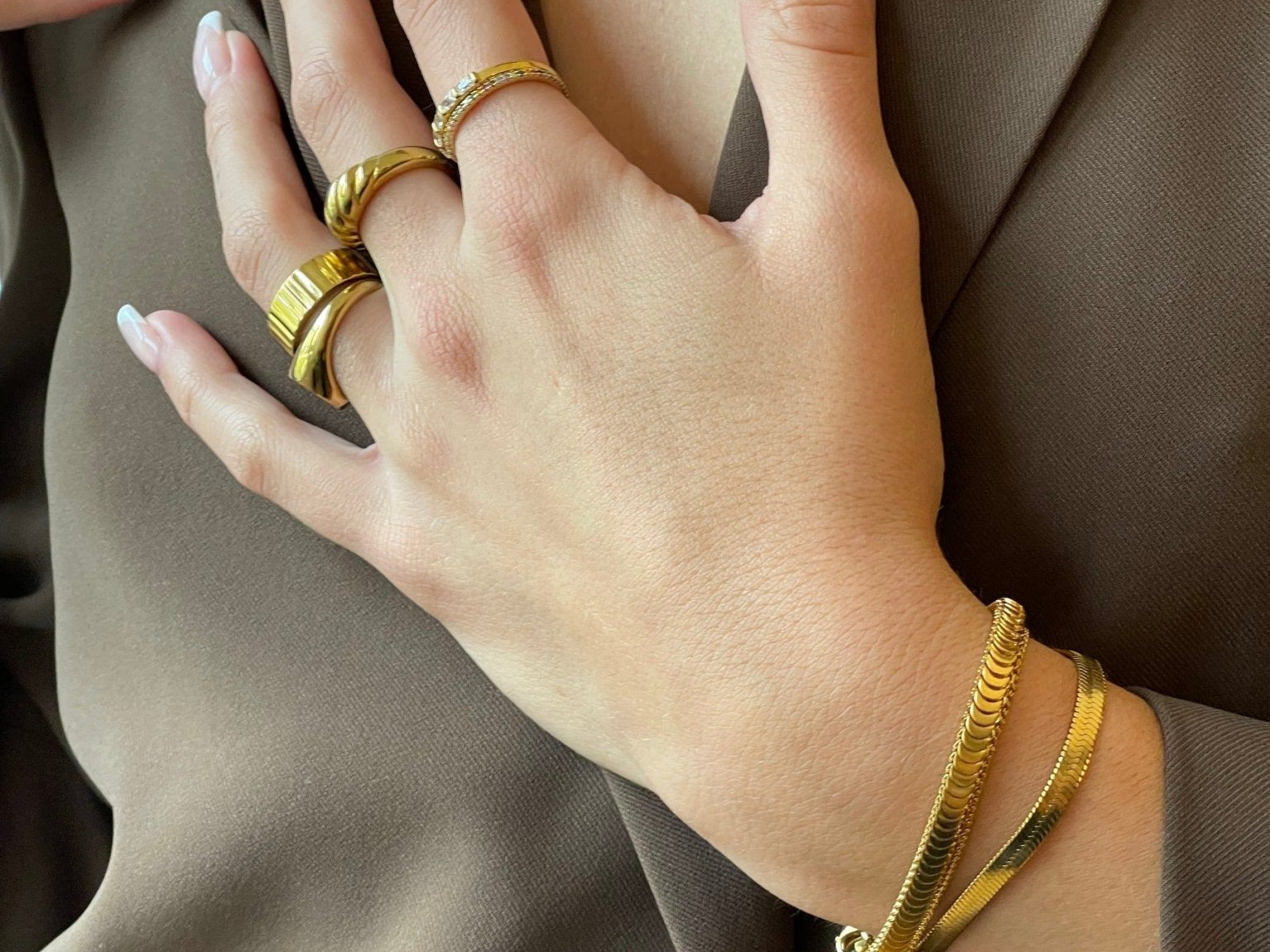 Cynthia Serpentine Gold Bracelet by Koréil Jewelry