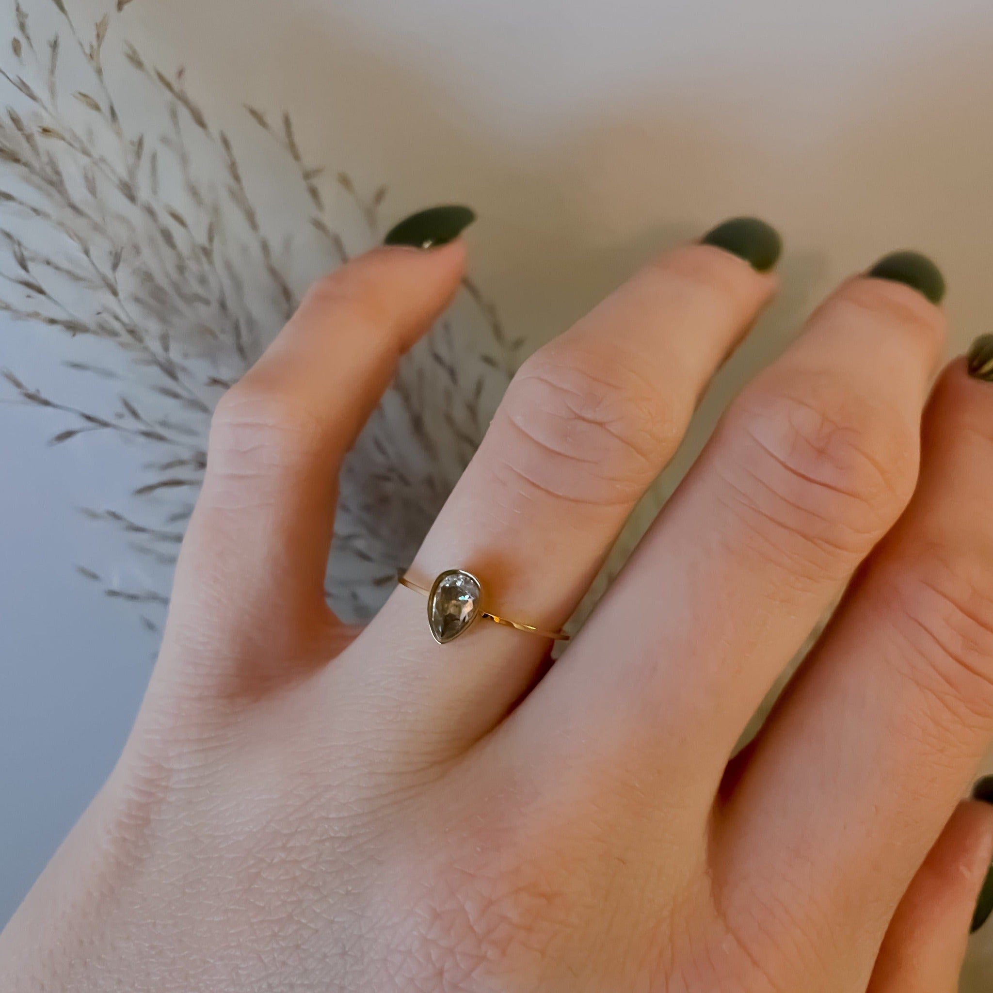 Sara Teardrop Zirconia Gold Ring by Koréil Jewelry